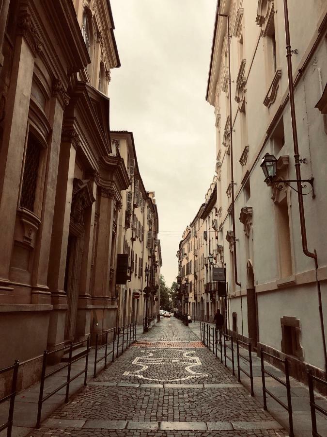 Un Avventura Al Centro Della Storia Di Torino Apartment Exterior foto